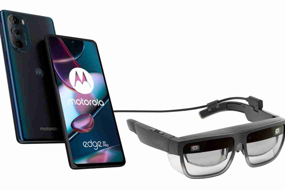 Розумні окуляри Lenovo ThinkReality A3 можуть відображати до п'яти віртуальних дисплеїв